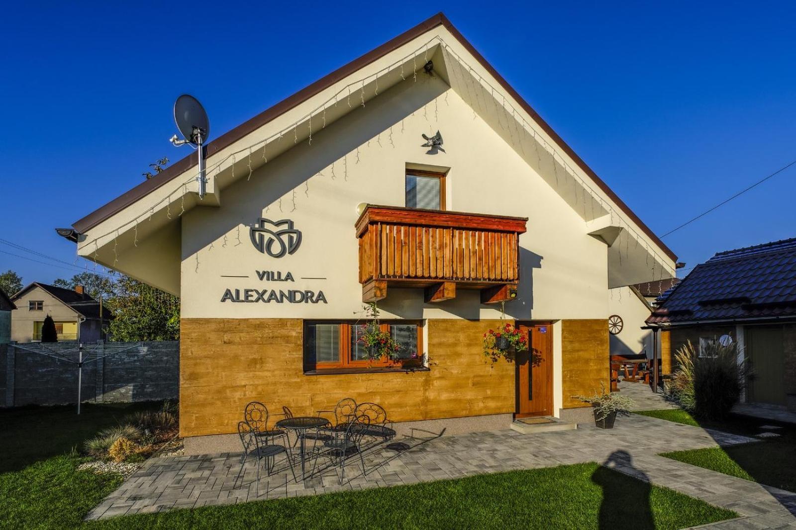 Villa Alexandra Bešeňová Dış mekan fotoğraf